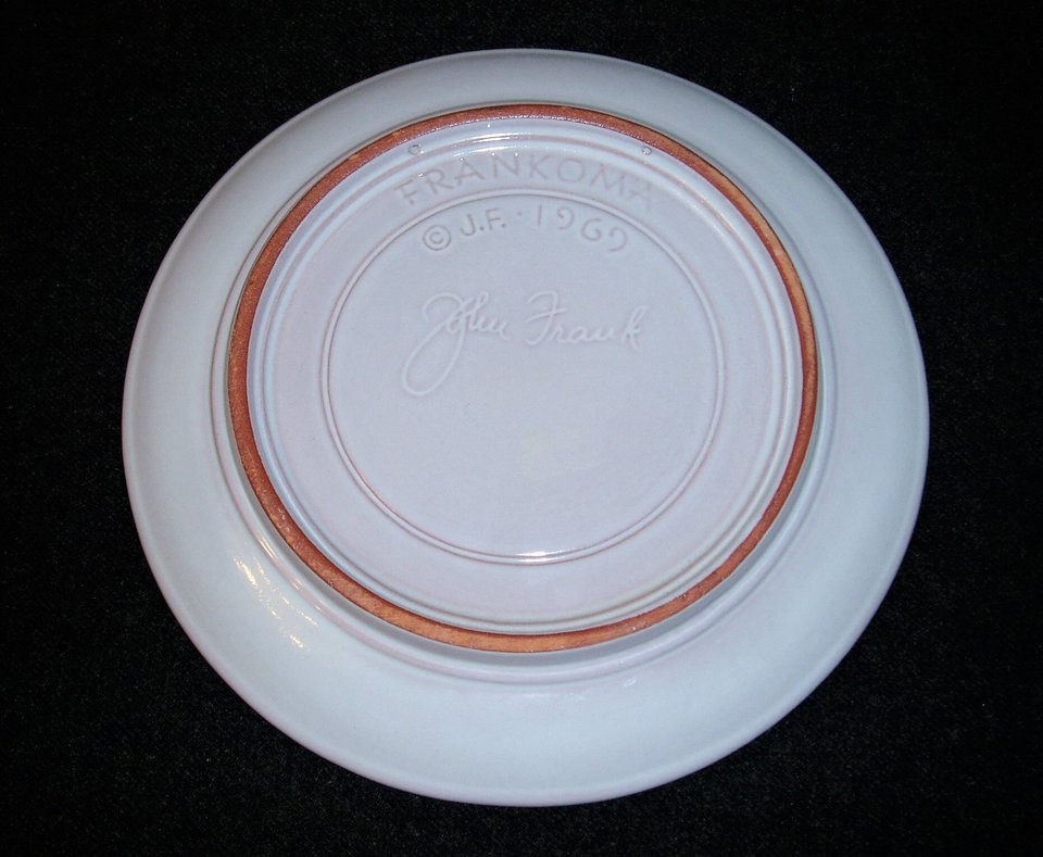 Frankoma Christmas Plate, 1969, Laid in a Manger