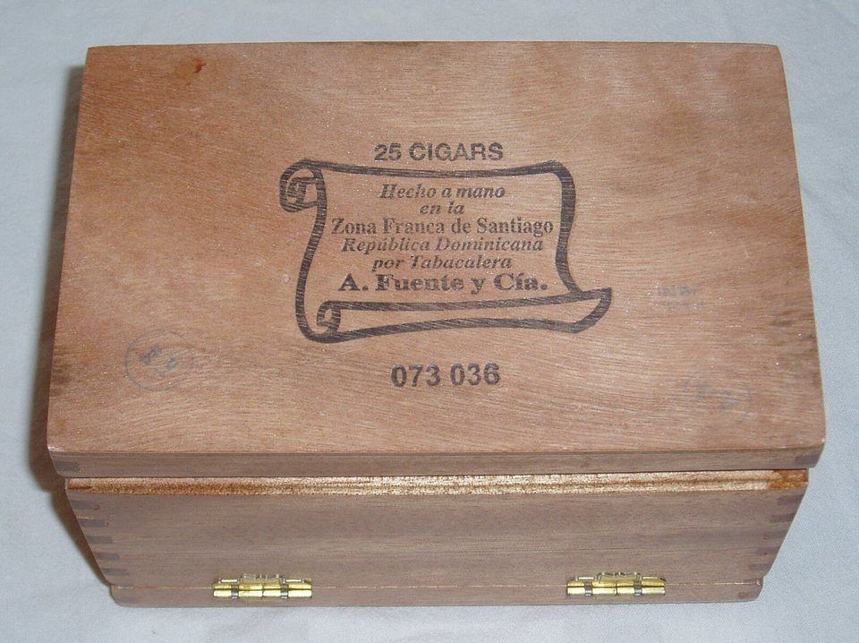 Vintage Wood Cigar Box, A. Fuentes Flor Fina 8-5-8