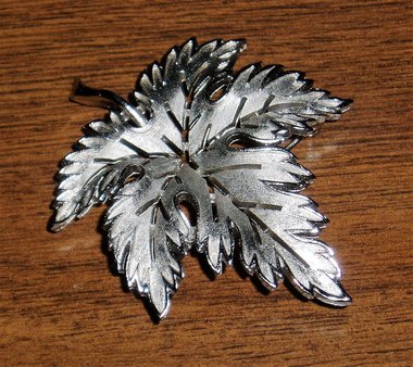 Pin Brooch, Trifari Silver Tone Leaf