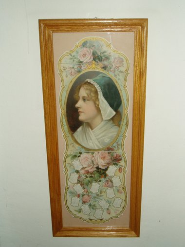 1901 Trifold DieCut Calendar in Oak Frame, Puritan Woman & Roses