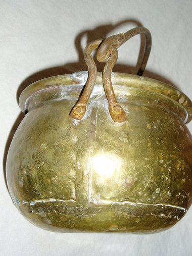 Fantastic Handmade Hammered Brass Pot, Cauldron, Kettle