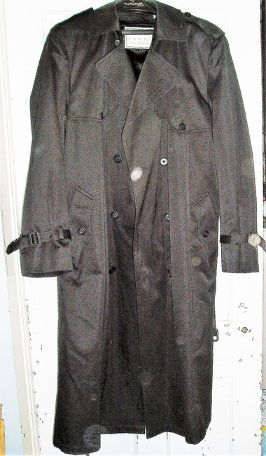 Vintage Towne London Fog Trench Coat, Zippered Liner, Size 44 Long, Black