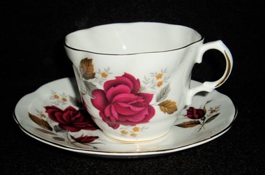 Cup & Saucer, Royal Dover, Red Roses, England Bone China,