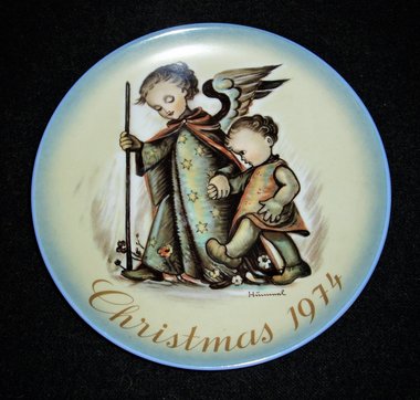 Schmid 1974 Christmas Plate, Guardian Angel