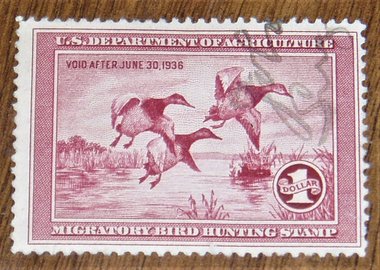 Federal Duck Stamp RW2 F/VF, Signed