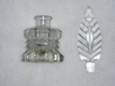 Vanity Bottle, Perfume  Cologne, L. E. Smith, 1940s -1950s, Crystal