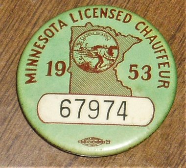 Pinback, Minnesota Licensed Chauffeur Badge