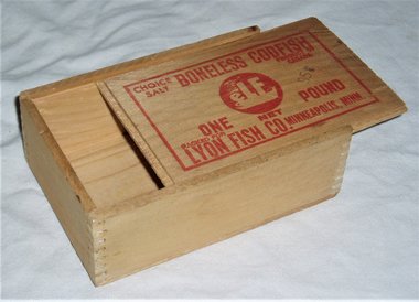 Elf Codfish Wood Box, 1 Pound, Lyon Fish Company