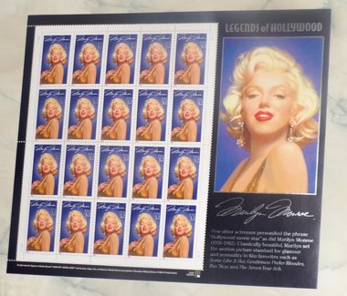 Mint 32c Stamp Sheet, Marilyn Monroe, Legends of Hollywood, Scott Catalog #2967