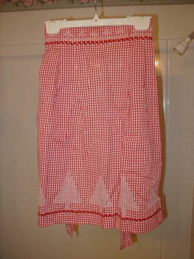 Vintage Apron, Red Gingham and Trees