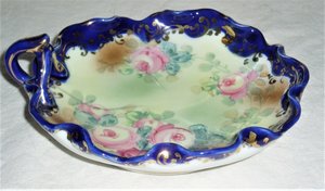 Morimura Nappy Bowl with Finger Handle, Maple Leaf Nippon Hallmark
