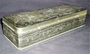 Vintage Tin, Romantic Couple and Cherubs, West Germany