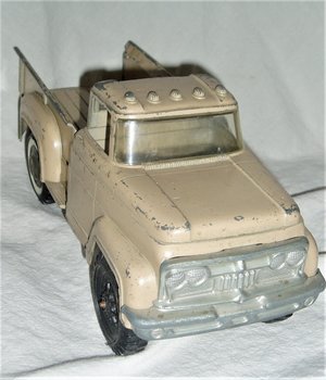Hubley 800 Pickup Truck