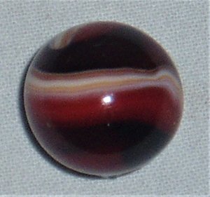 Akro Agate Marble, Corkscrew Red Base Onyx, .756" Mint