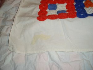 Vintage Yo-Yo Quilt, 72 x 92