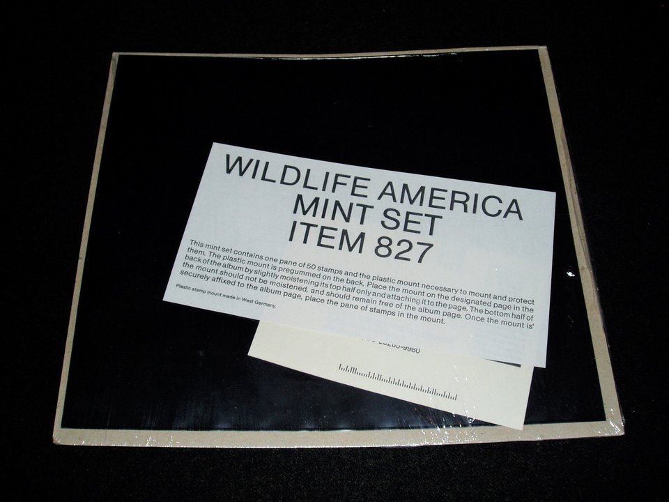 USPS Book, Wildlife America, with Mint Sheet of 50 Stamps, Scott #2286a
