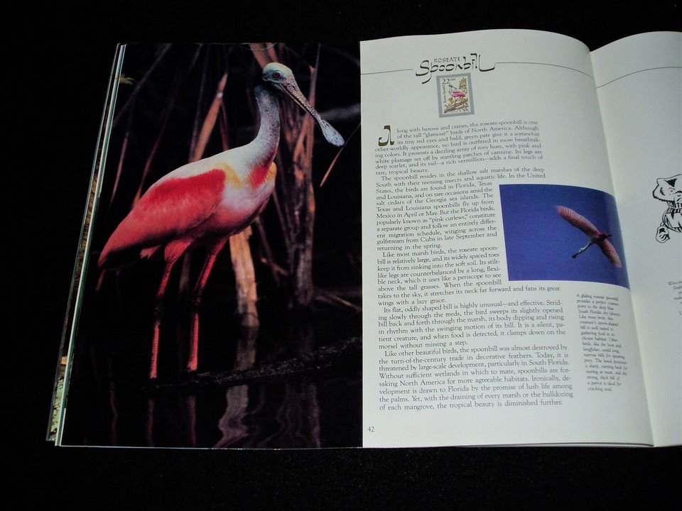USPS Book, Wildlife America, with Mint Sheet of 50 Stamps, Scott #2286a