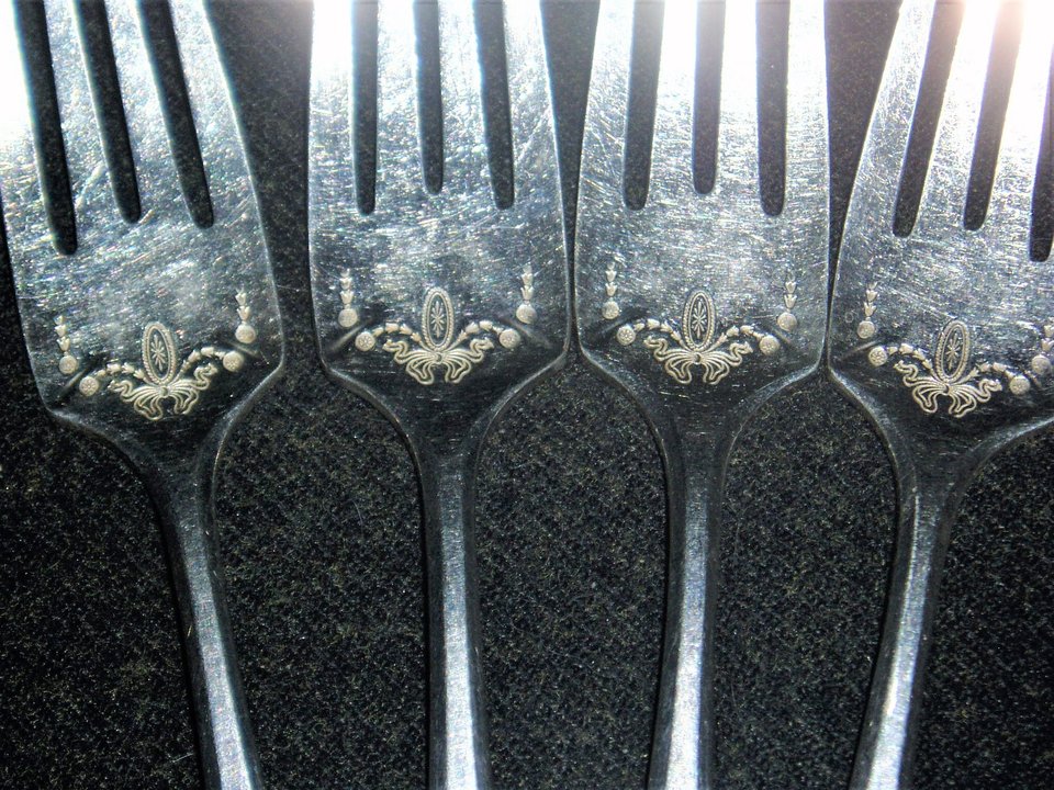 Community Silverplate, "Adam" Salad Fork x 4, Free USA Shipping