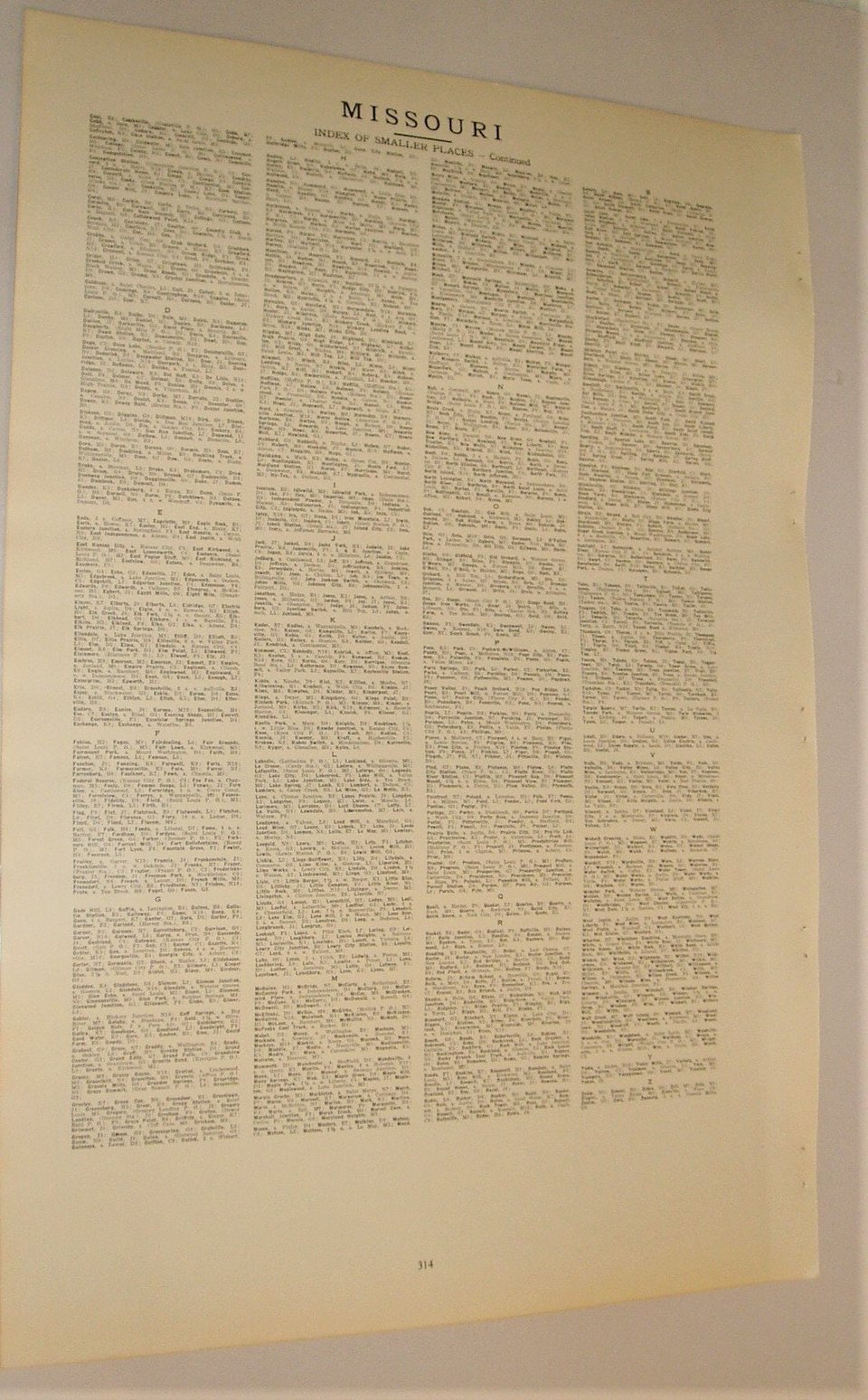 Map Page, Missouri, 1932, Large 13.5" by 19.75" 2 Full Pages