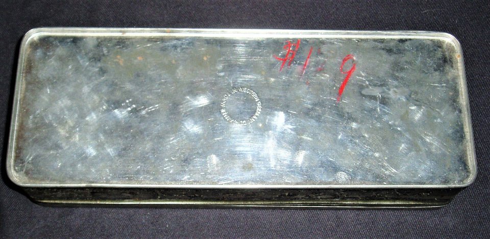 Vintage Tin, Romantic Couple and Cherubs, West Germany