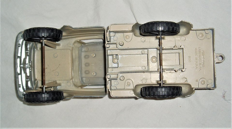 Hubley 800 Pickup Truck