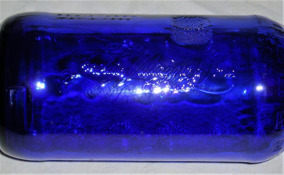 Vintage 1992 Ferolito Vultaggio & Sons Cobalt Blue Glass 20 Oz Bottle 9" Tall