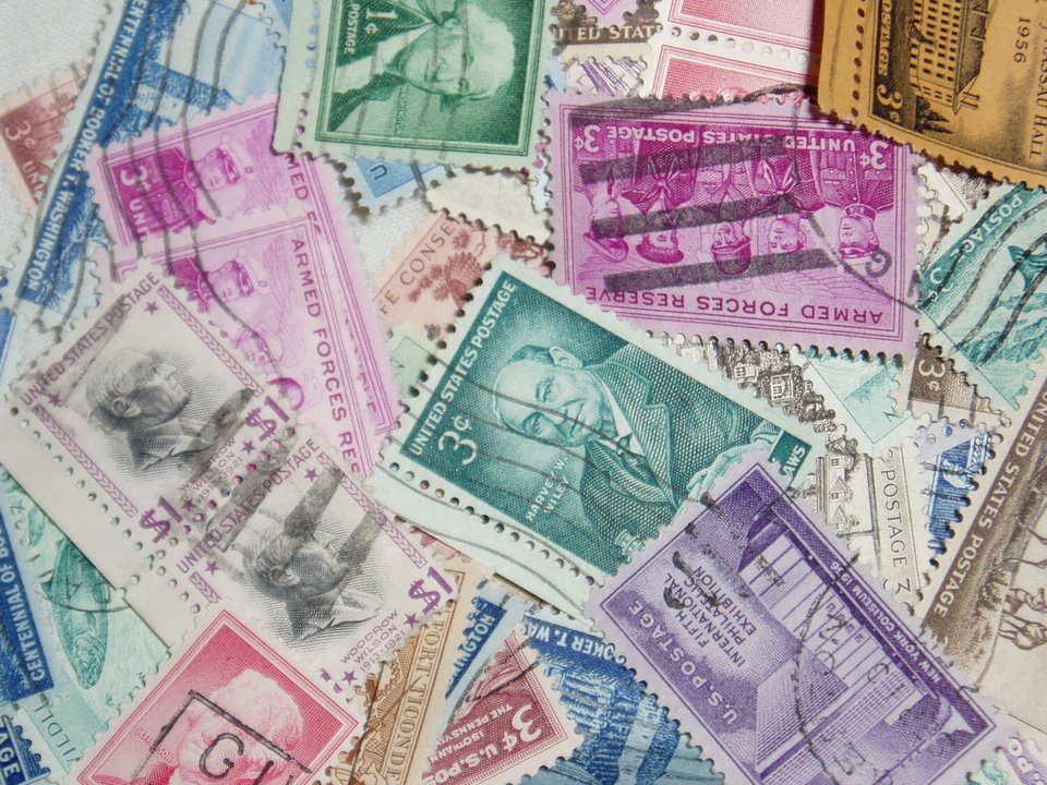 USA Postage Stamp Mixture, 100 Stamps, 1940's-1950's
