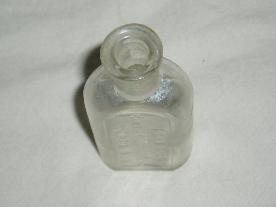 Drugstore Bottle, Kuhn & Co., Omaha Nebraska