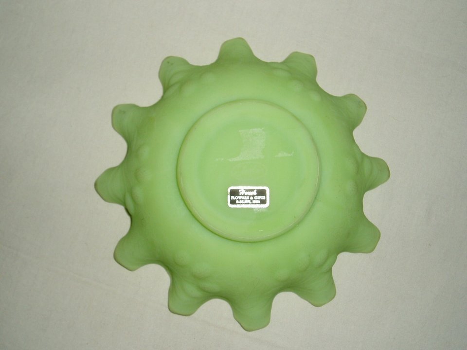 Fenton Ruffled Bowl,Persian Medallion, Satin Green