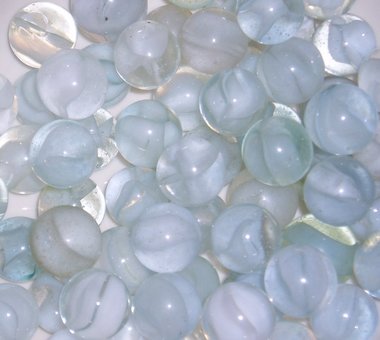 Vintage Cat's-Eyes Marbles x 30, White